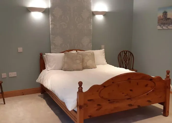 Tir Na Nog - A Piece Of Heaven Bantry